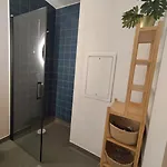 Superbe Aux Machines De L'ile *